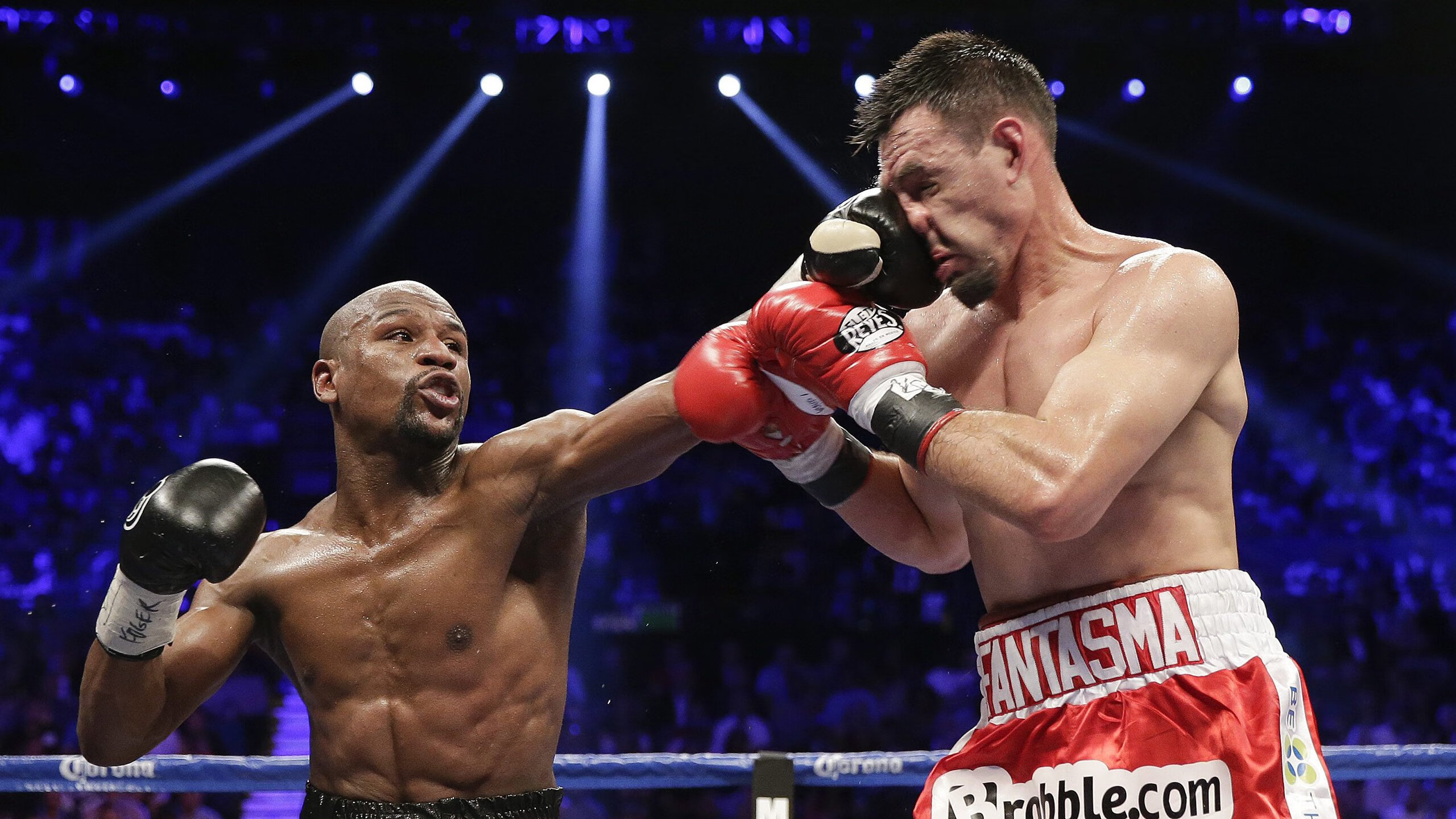 大型赛事战略分析：各大联赛争夺激烈背后的战术决策，大型赛事对城市发展弊大于利质问