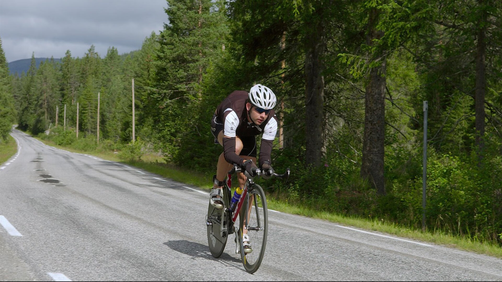 德甲青训中心引入压力管理训练提升球员抗压能力，德甲青训最好俱乐部